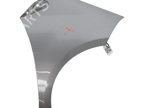 Used Right front fenders MERCEDES-BENZ A-CLASS (W169) [2004-2012]  27667384