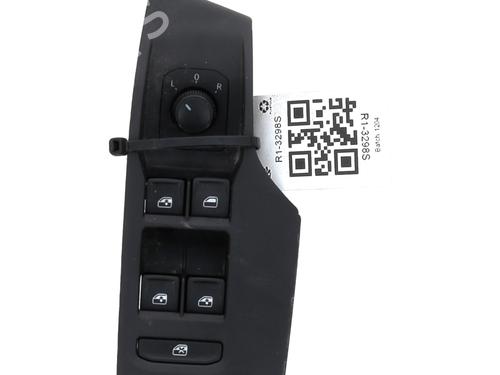 left-front-window-switch-seat-ibiza-v-kj1-kjg-2017-31986050 main image