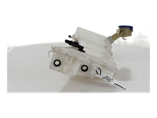 Used Windscreen washer tank PEUGEOT 3008 II SUV (MC_, MR_, MJ_, M4_) Hybrid (224 hp) 26443903
