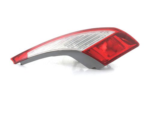 Feu de coffre gauche RENAULT MEGANE III Hatchback (BZ0/1_, B3_) 1.5 dCi (106 hp) 31304495