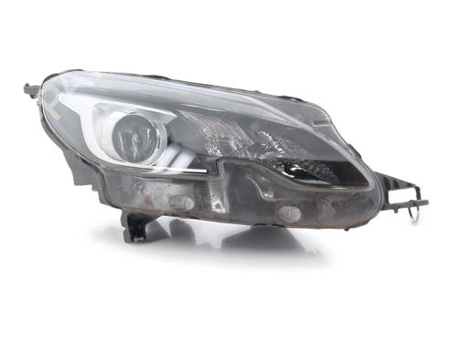 Used Right headlight Right headlight PEUGEOT 2008 I (CU_) 1.2 THP 110 / PureTech 110 (110 hp) 39704541 39704541