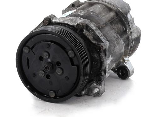 Used AC compressor AC compressor VW GOLF III (1H1) 1.8 (90 hp) 33261508 33261508