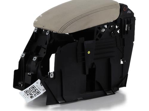 Used Armrest / Center console VW EOS (1F7, 1F8) 2.0 FSI (150 hp) 31122392