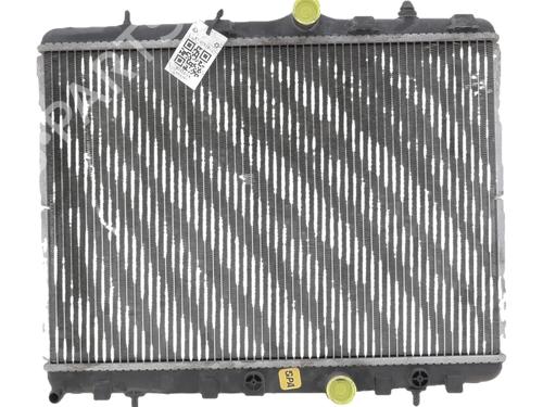 Used Water radiator Water radiator PEUGEOT 207 (WA_, WC_) 1.6 HDi (92 hp) 39907906 39907906