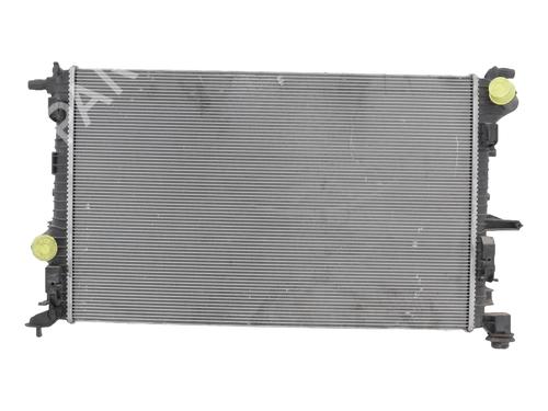 Used Water radiator RENAULT GRAND SCÉNIC IV (R9_) 1.7 Blue dCi 120 (R9A7, R9A8) (120 hp) 31152606