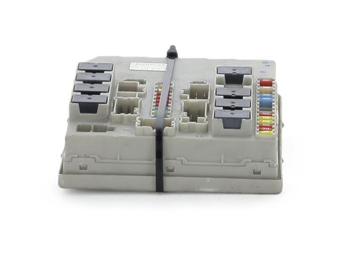 Used Fuse box Fuse box 39194706 39194706