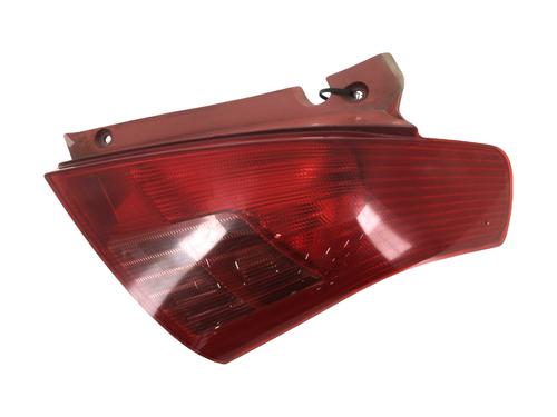 Używane Lampa tylna prawa SUZUKI SWIFT III (MZ, EZ) 1.3 DDiS (RS413D) (69 hp) 28310836