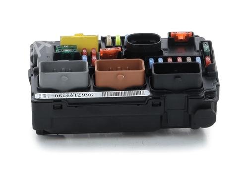 Used Fuse box Fuse box CITROËN C3 II (SC_) 1.4 HDi 70 (SC8HZC, SC8HR0, SC8HP4) (68 hp) 33925437 33925437