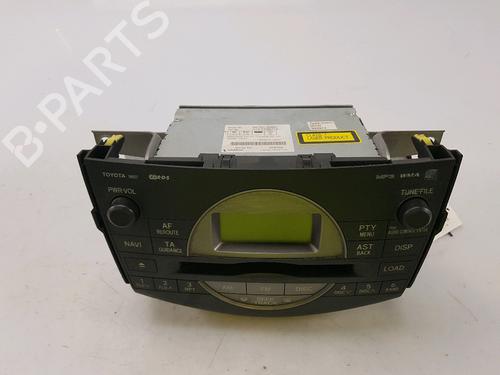Used Radio TOYOTA RAV 4 III (_A3_) 2.2 D 4WD (ALA30_, ALA30R) (136 hp) 13676493