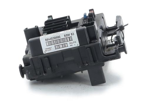 fuse-box-peugeot-206-cc-2d-2000-2001-2002-2003-2004-2005-2006-2007-2008-32693708 main image