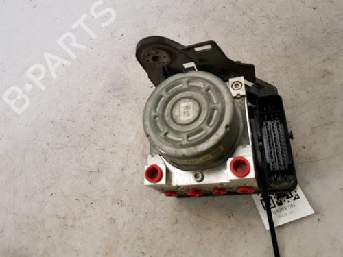 Used ABS pump VW GOLF VII (5G1, BQ1, BE1, BE2) 1.6 TDI (110 hp) 15133794