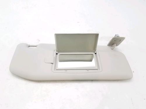 Used Right sun visor Right sun visor CITROËN C3 / C3 ORIGIN III (SX) 1.5 BlueHDi 100 (SXYHYP, SXYHTU) (102 hp) 10445820 10445820