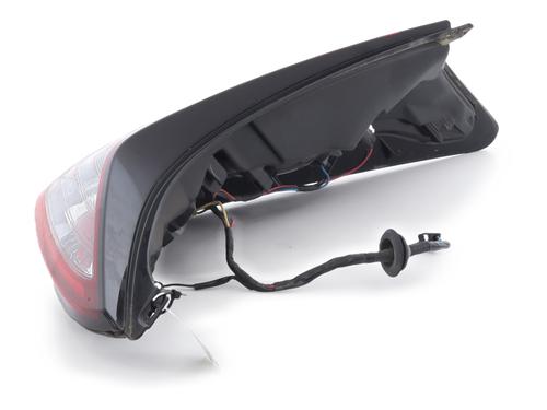 Left taillight TOYOTA AYGO (_B4_) 1.0 VVTi (KGB40) | BP37456982C34 - Image 3