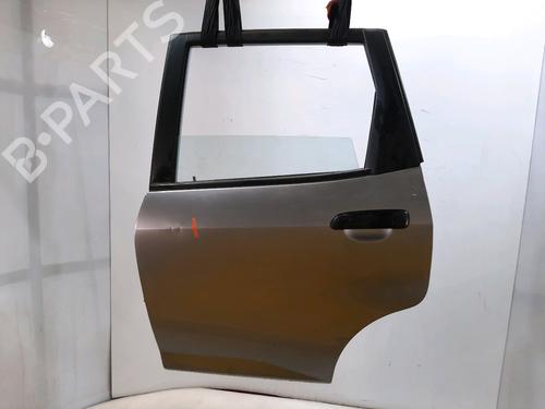 Used Left rear door Left rear door 18825300 18825300