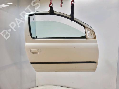 Used Right front door TOYOTA YARIS (_P1_) [1999-2005]  29874705