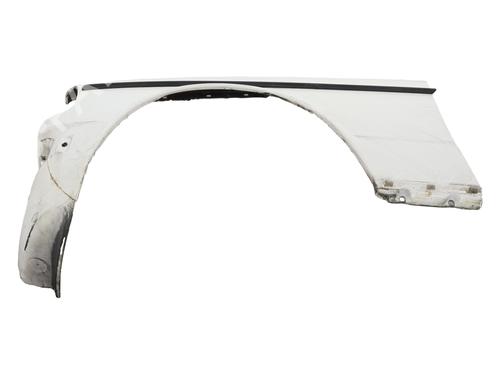 left-front-fenders-mercedes-benz-123-coupe-c123-1977-1978-1979-1980-1981-1982-1983-1984-1985-31749851 main image