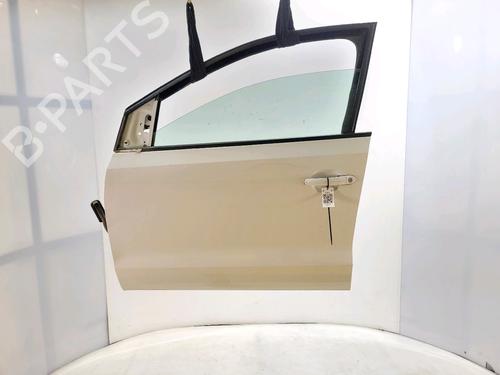 Used Left front door VW POLO V (6R1, 6C1) 1.0 (60 hp) 30094605