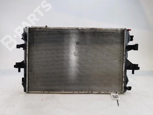 Used Water radiator Water radiator VW TRANSPORTER T5 Van (7HA, 7HH, 7EA, 7EH) 1.9 TDI (102 hp) 11186601 11186601