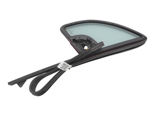 Vidro triangular frente esquerdo CITROËN C3 I (FC_, FN_) 1.4 i (73 hp) 31662438