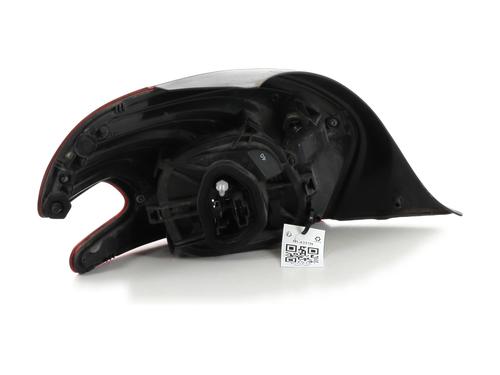 Right taillight PEUGEOT 208 I (CA_, CC_) 1.2 VTi 68 / PureTech 68 | BP28333062C35