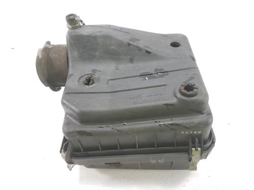 Used Air filter box SUZUKI VITARA (ET, TA, TD) 1.9 D All-wheel Drive (SE419TD) (75 hp) 23557293