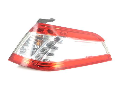 Used Right taillight PEUGEOT 508 SW I (8E_) 2.0 HDi (140 hp) 26198521