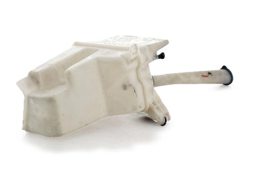 Used Windscreen washer tank Windscreen washer tank 39421870 39421870