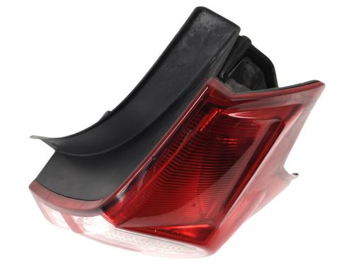 right-taillight-dacia-sandero-2008-38633020 main image