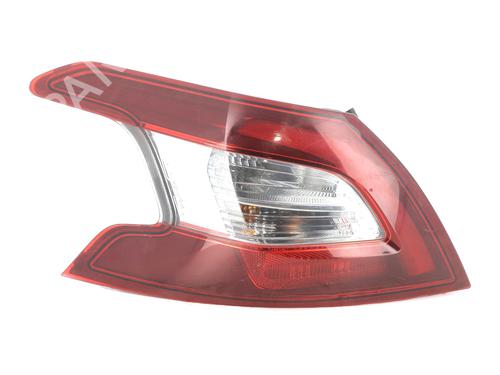 Used Left taillight PEUGEOT 308 II (LB_, LP_, LW_, LH_, L3_) 1.6 HDi 100 (99 hp) 28364807