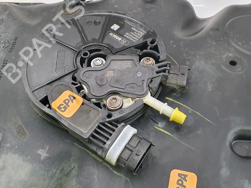Used AdBlue tank RENAULT TRAFIC III Van (FG_) 1.6 dCi 120 (FGMK) (121 hp) 29761998