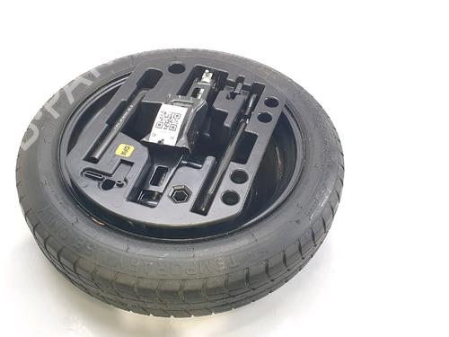 Używane Zestaw narzędzi / podnośnik RENAULT CAPTUR I (J5_, H5_) 0.9 TCe 90 (90 hp) 29931767