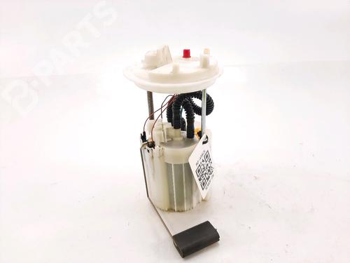 Used Fuel pump Fuel pump LANCIA YPSILON (843_) 1.2 (843.AXA1A) (60 hp) 10468710 10468710