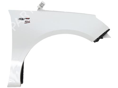 Used Right front fenders Right front fenders 37506353 37506353