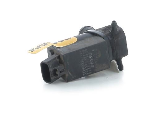 Used Washer pump TOYOTA YARIS (_P1_) 1.5 (NCP13_, NCP13R) (106 hp) 31607385