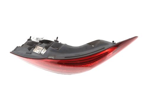 right-taillight-mercedes-benz-e-class-w213-2016-33280590 main image