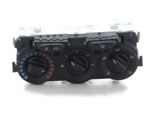 Used Climate control OPEL CORSA E (X15) 1.4 (08, 68) (90 hp) 32842904