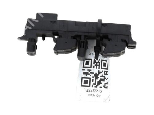 left-front-window-switch-vw-golf-iv-1j1-1997-1998-1999-2000-2001-2002-2003-2004-2005-2006-2007-2008-32255930 main image