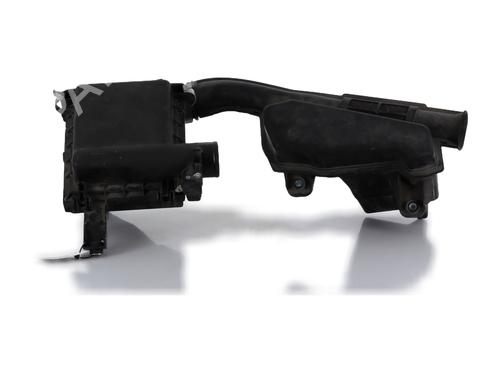 Luftfilter kasse TOYOTA AURIS Estate (_E18_) 1.8 Hybrid (ZWE186_, ZWE186R, ZWE186H) (136 hp) 30583681