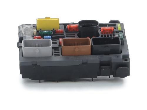 fuse-box-peugeot-308-sw-i-4e_-4h_-2007-2008-2009-2010-2011-2012-2013-2014-32152315 main image