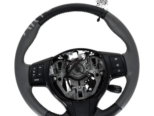 Used Steering wheel Steering wheel TOYOTA YARIS (_P13_) 1.5 Hybrid (NHP130_) (101 hp) 40249066 40249066