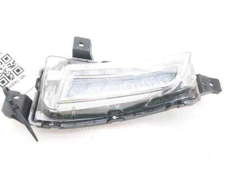 Used Right daytime light Right daytime light SUZUKI VITARA (LY) 1.0 (APK 310) (111 hp) 10442817 10442817