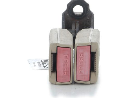 seat-buckle-peugeot-407-6d_-2004-2005-2006-2007-2008-2009-2010-2011-31913482 main image