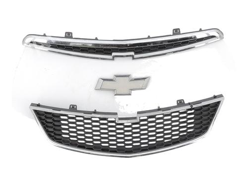 Used Grille CHEVROLET SPARK (M300) [2009-2026]  32378793