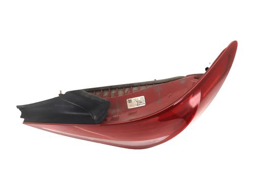 Used Right taillight MERCEDES-BENZ CLA Shooting Brake (X117) CLA 200 CDI / d (117.908) (136 hp) 28533800