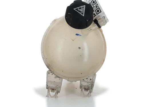 Used Expansion tank CITROËN C3 / C3 ORIGIN III (SX) 1.2 PureTech 82 (83 hp) 26608601
