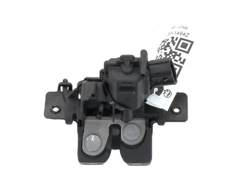 Used Tailgate lock TOYOTA YARIS (_P13_) 1.3 (NSP130_, NSP130) (99 hp) 30842624