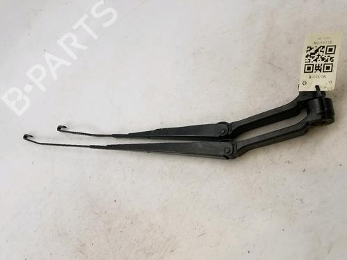 Used Front windshield wiper arm MITSUBISHI MIRAGE / SPACE STAR VI Hatchback (A0_A) 1.0 (A05A) (71 hp) 27900683