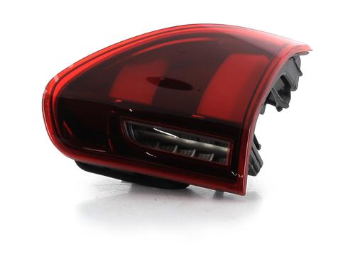 Feu de coffre droit PEUGEOT 2008 I (CU_) 1.6 BlueHDi 120 (120 hp) 31303738