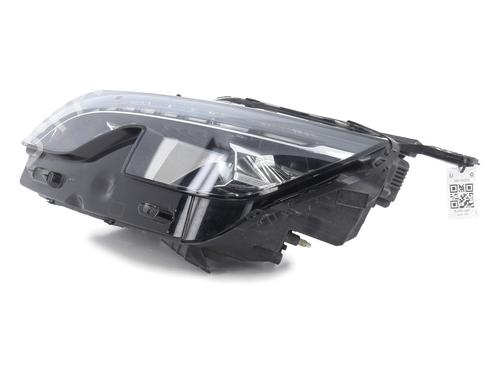 Used Left headlight Left headlight PEUGEOT 3008 II SUV (MC_, MR_, MJ_, M4_) 1.6 THP 165 (M45GYW, M45GZW, M45GYV) (165 hp) 33926344 33926344