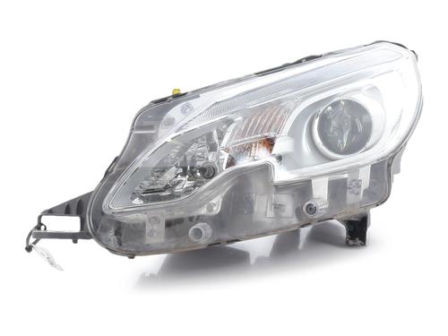 Left headlight PEUGEOT 2008 I (CU_) 1.2 THP 110 / PureTech 110 | BP39704518C28 - Image 4